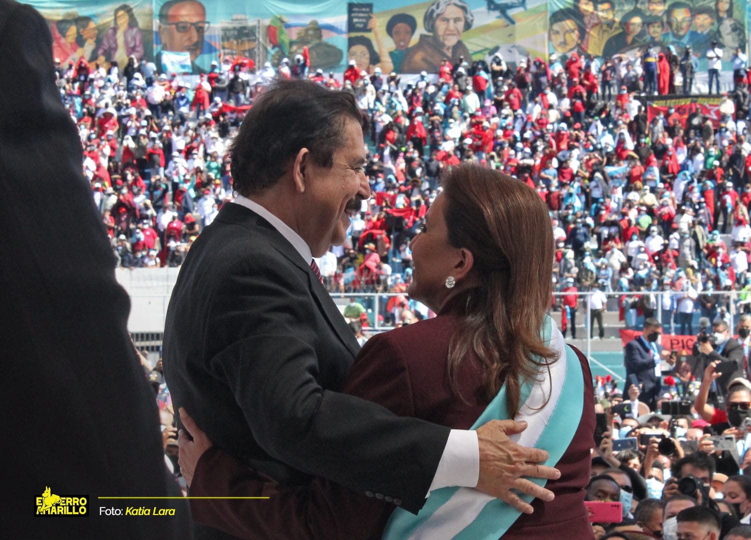 XIOMARA CASTRO: SUEÑO DE LOS POBRES, PESADILLA DE LOS PODEROSOS